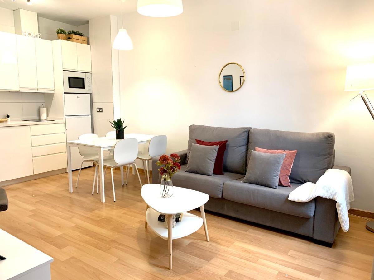 Apartment Homely Refino Bajo G6 Y F6 *