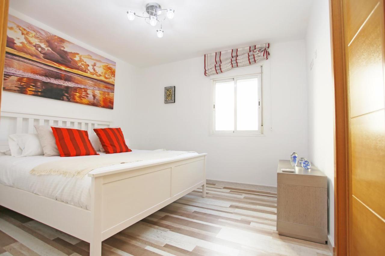 Holidays2Malaga Paseo Maritimo Antonio Banderas Sea View & Terrace * Málaga