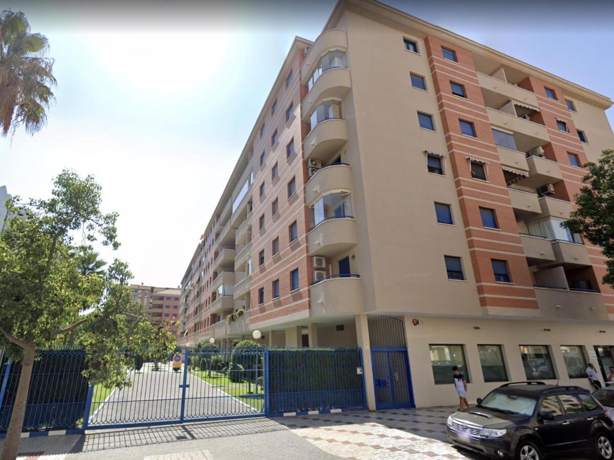 Holidays2malaga Ayala 450 Mts From & Terrace Apartment Málaga