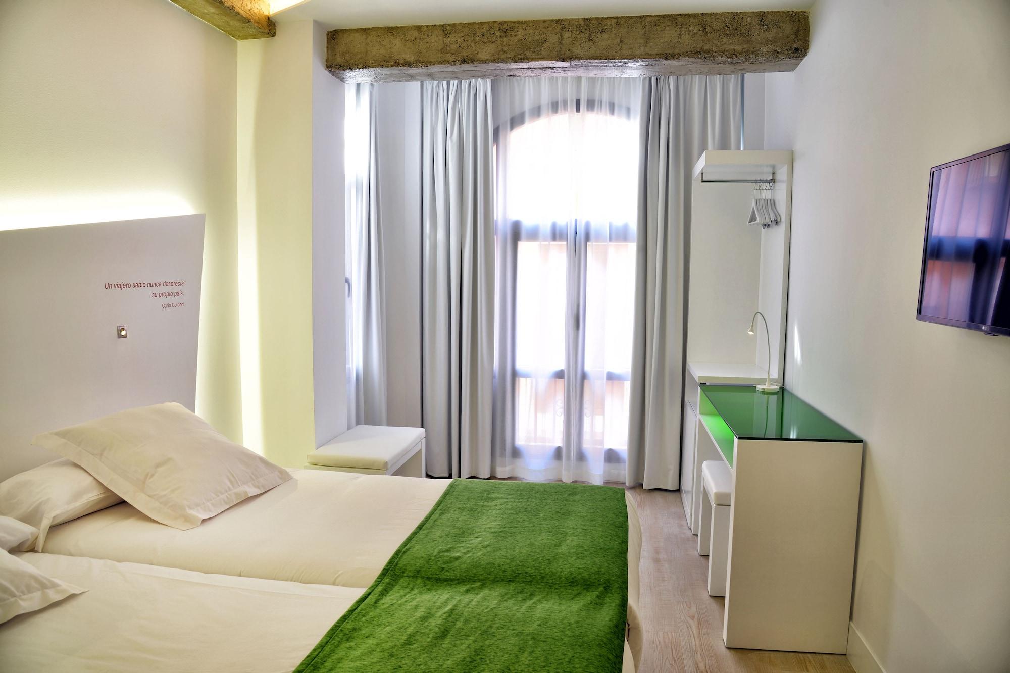 Atarazanas Boutique Hotell 3*