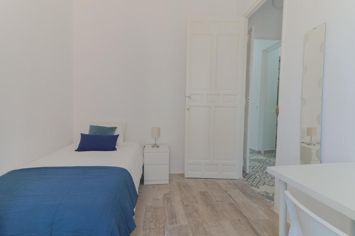 Appartamento C11 - Cosy 7 Bedrooms In Plaza Merced