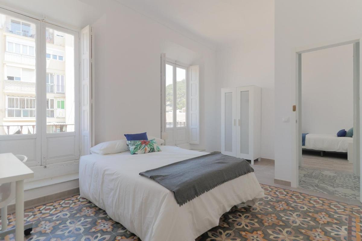 Appartamento C11 - Cosy 7 Bedrooms In Plaza Merced Málaga