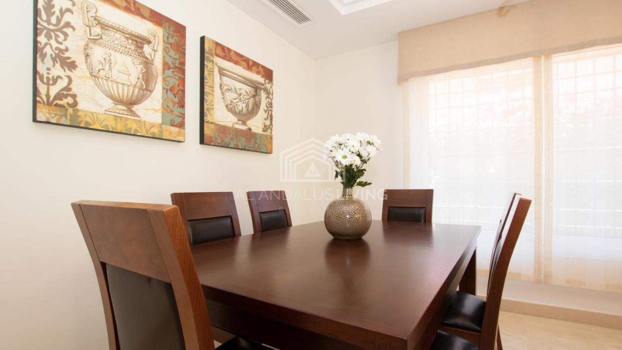 Spacious Perfectly Maintained House With Private Garden And Communal Pool In Riviera Del Sol Pousada *