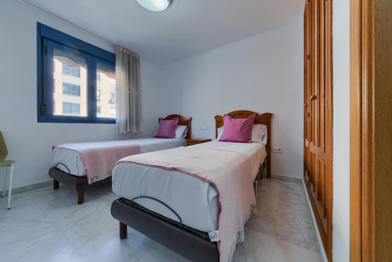 Apartment Holidays2malaga Ayala 450 Mts From & Terrace Málaga