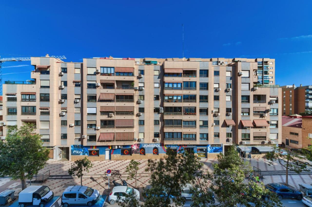 Holidays2malaga Ayala 450 Mts From & Terrace * Málaga