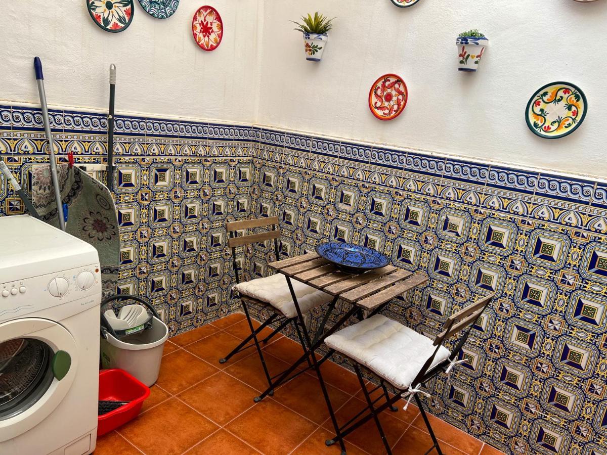 Iyourbasics Lovely Hinestrosa 23 Free Wifi&ac Appartement *