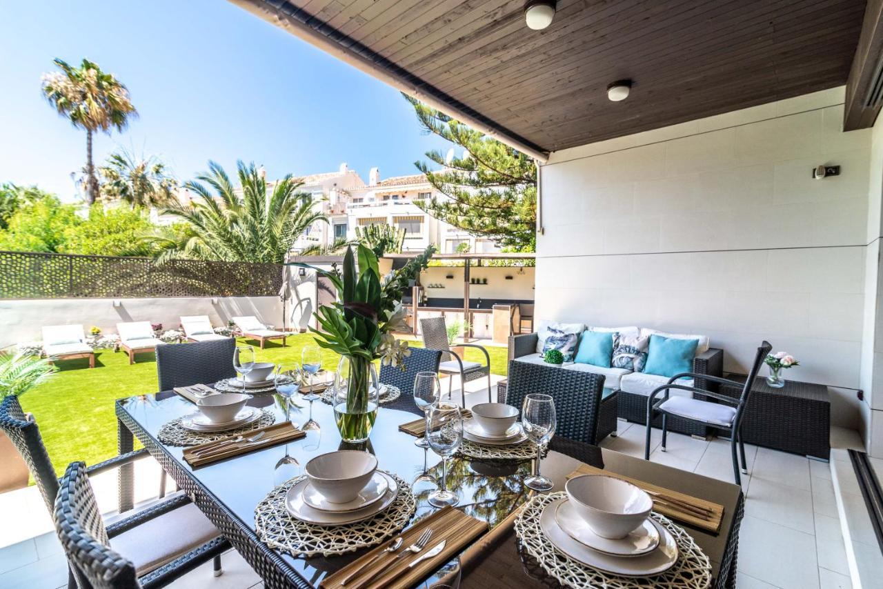 Villa Vacation Marbella I Riviera Del Sol, Private Pool, Jacuzzi, Walking Distance To The Málaga