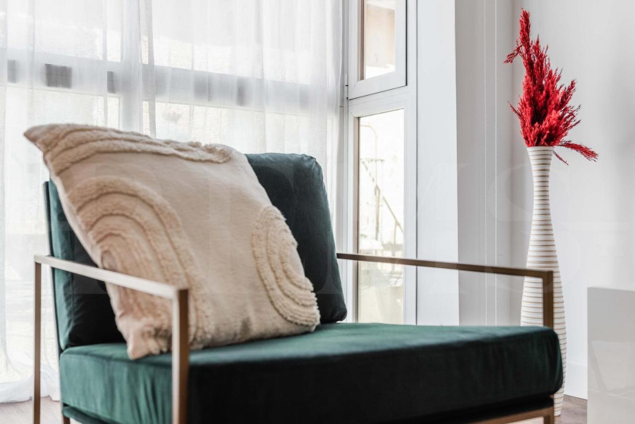 Appartamento Designed Minimalist - Center By Rems