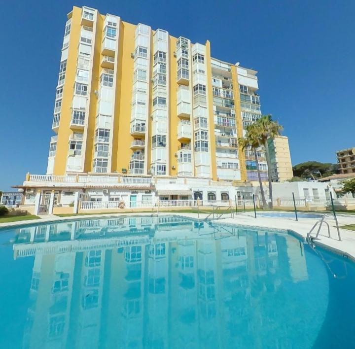 Apartment Apartamento Almirante Beach Malaga