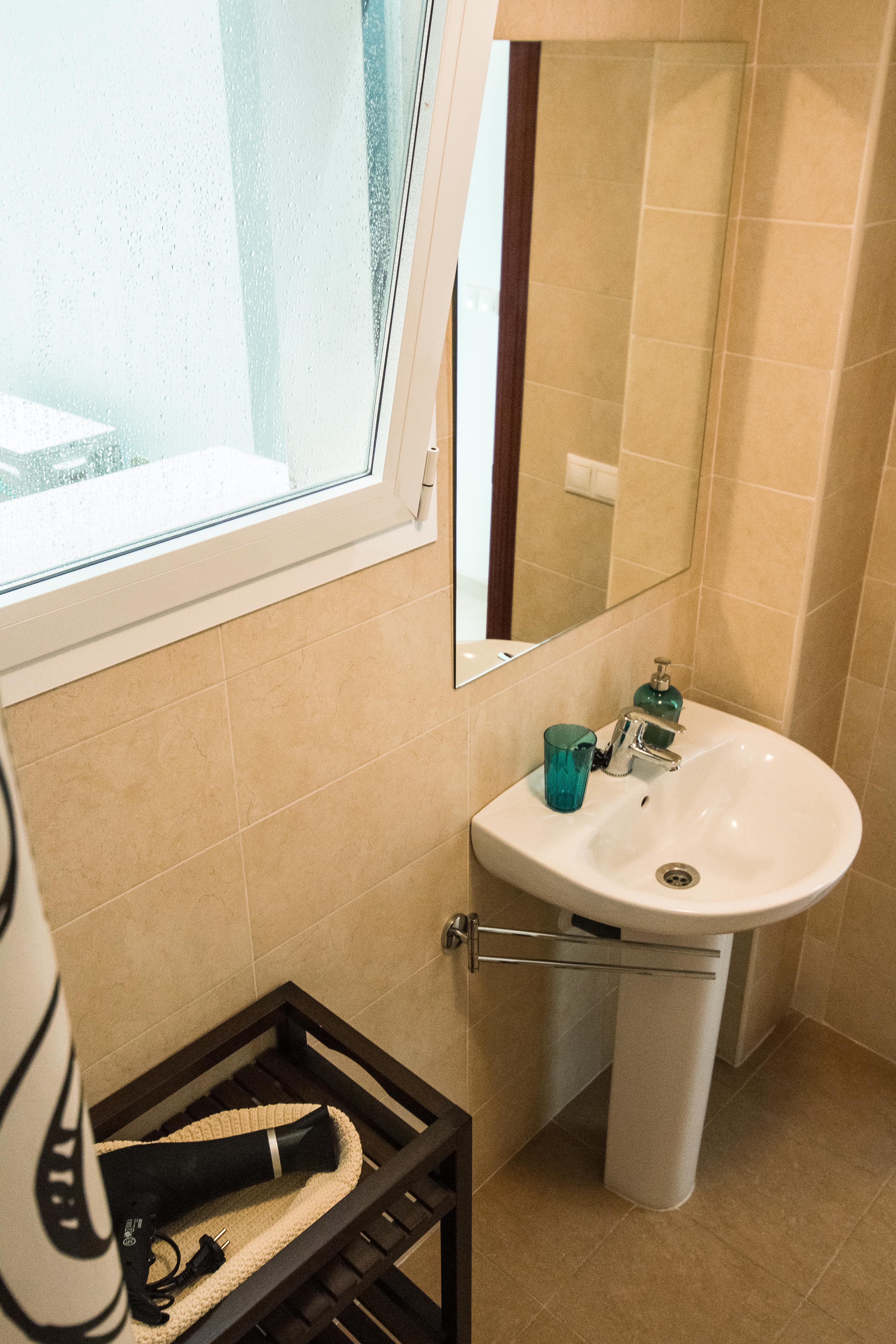 Apartamento Holidays2malaga Juan De Mena *