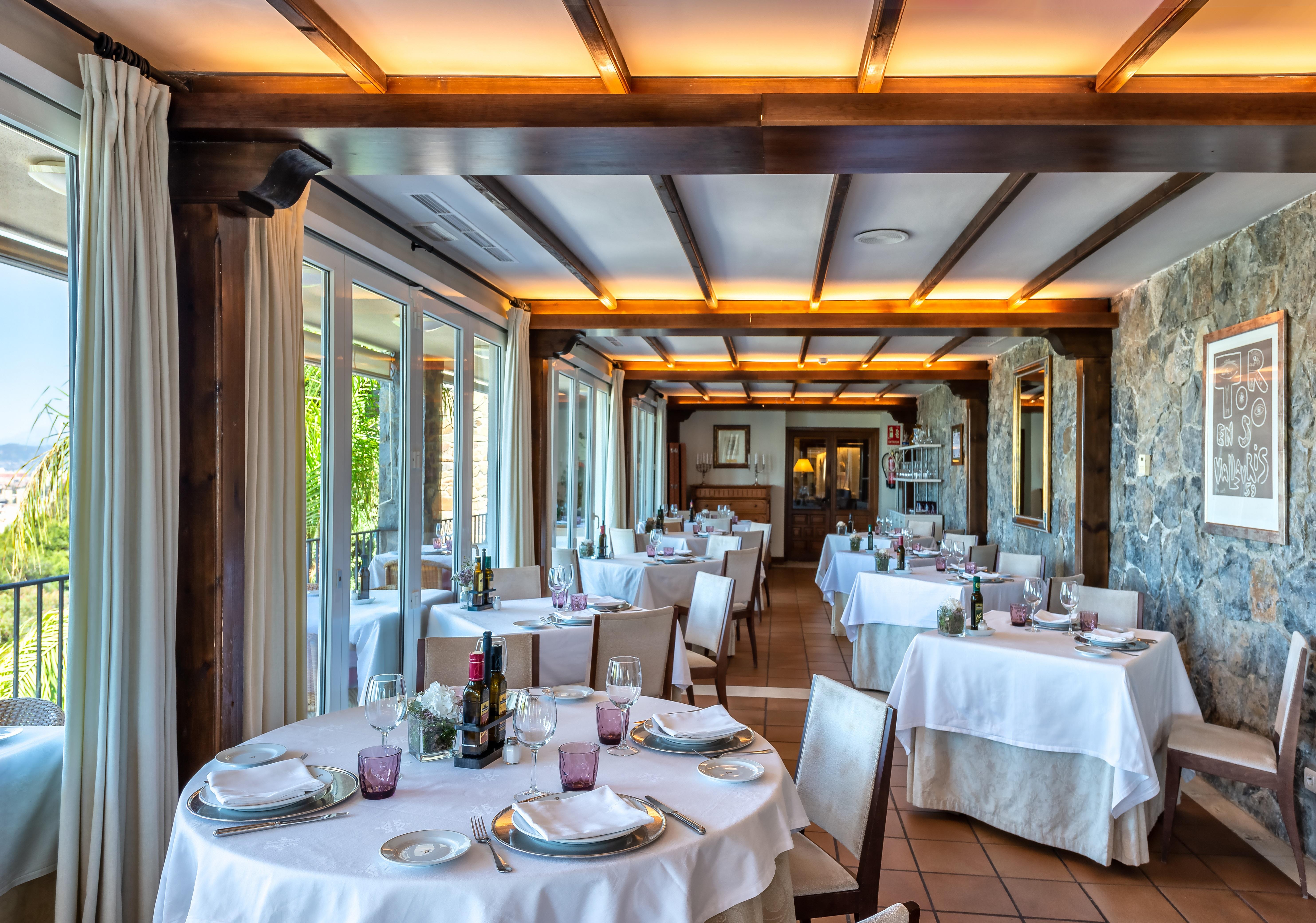Hotel De Gibralfaro 4*
