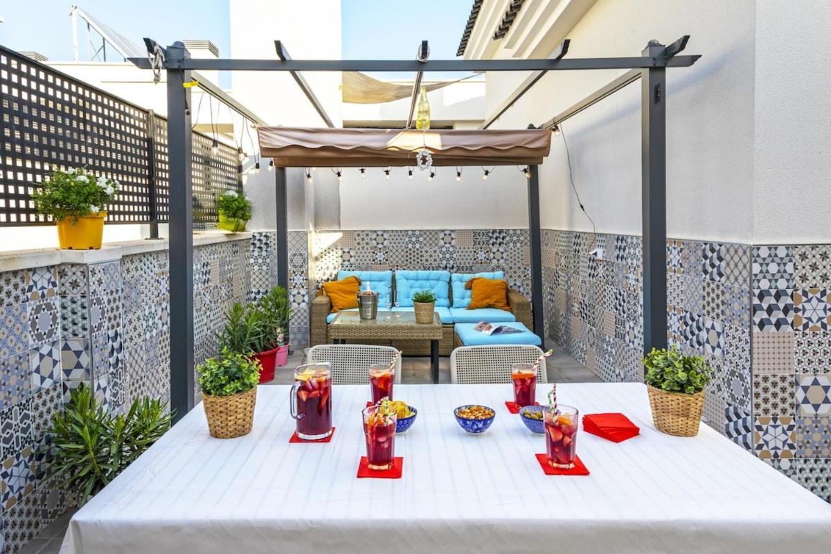 -malagasunapts- Privateterrace Freeparking Pool Apartamento *