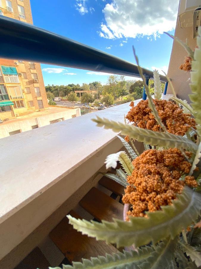 Sky Sea Holidays Parque De Huelin Appartement *