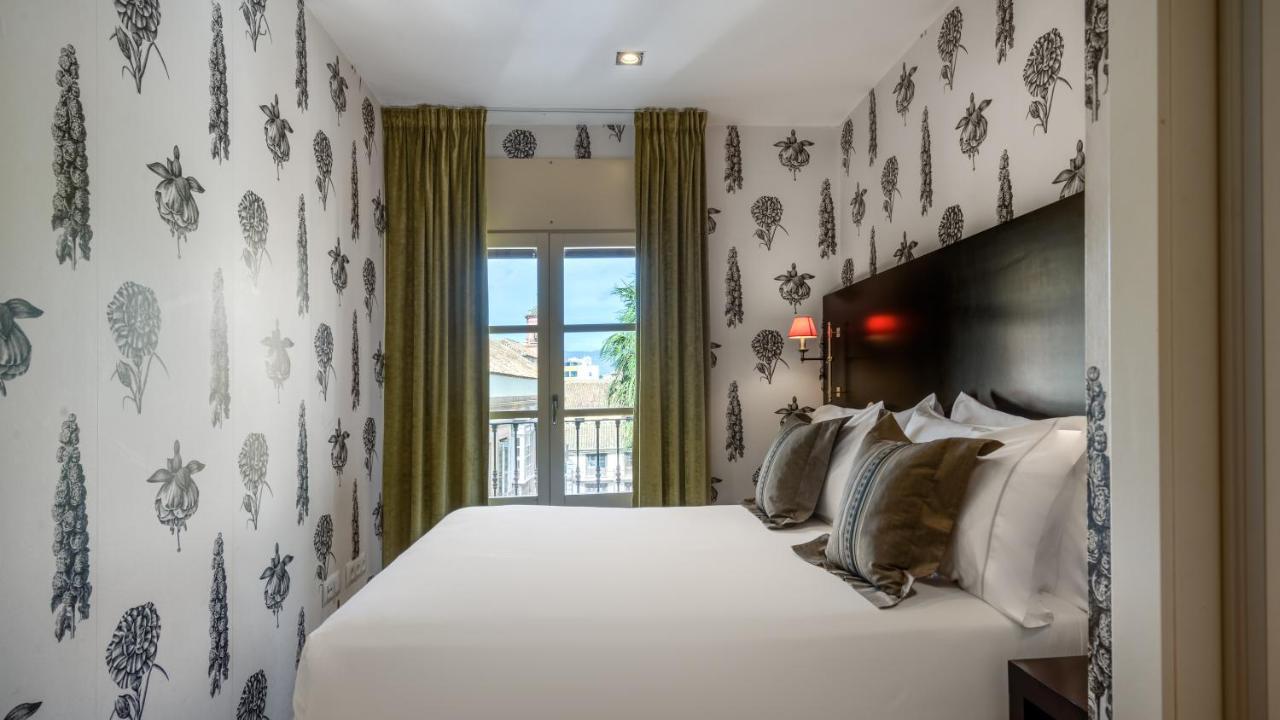 Larios Hotel