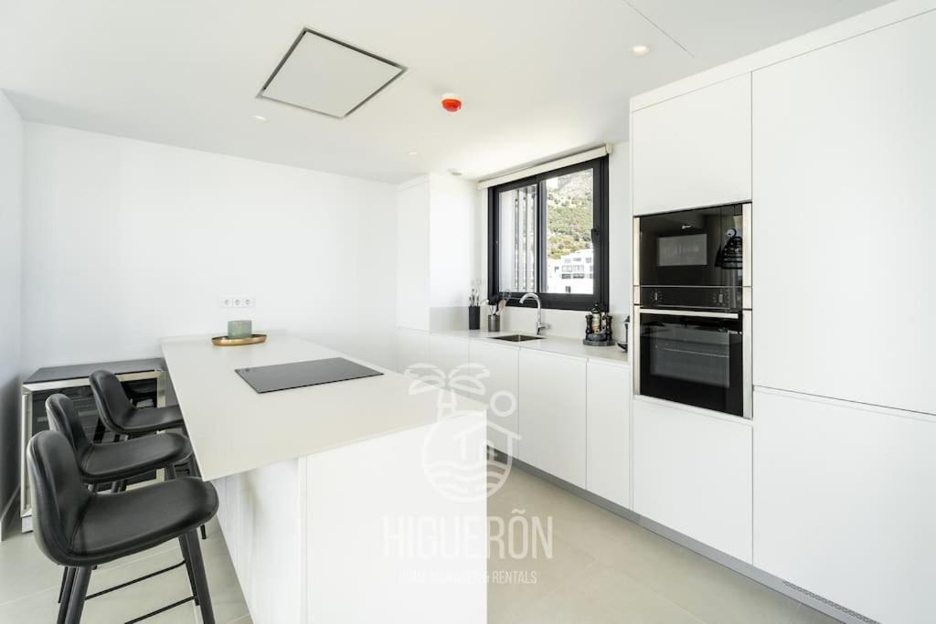 Higueronrentals Horizon Penthouse Appartement