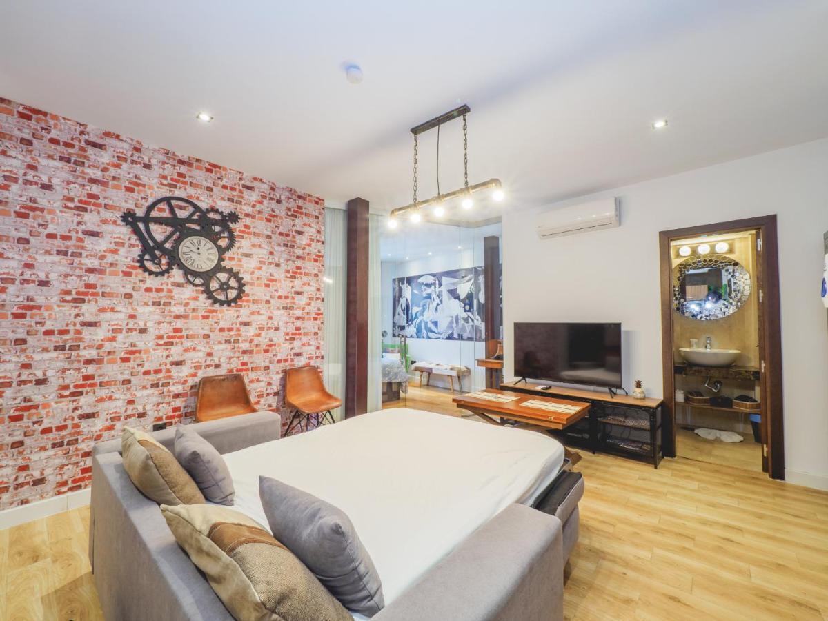 Cubo's 33 Carreteria 3b Apartamento Málaga