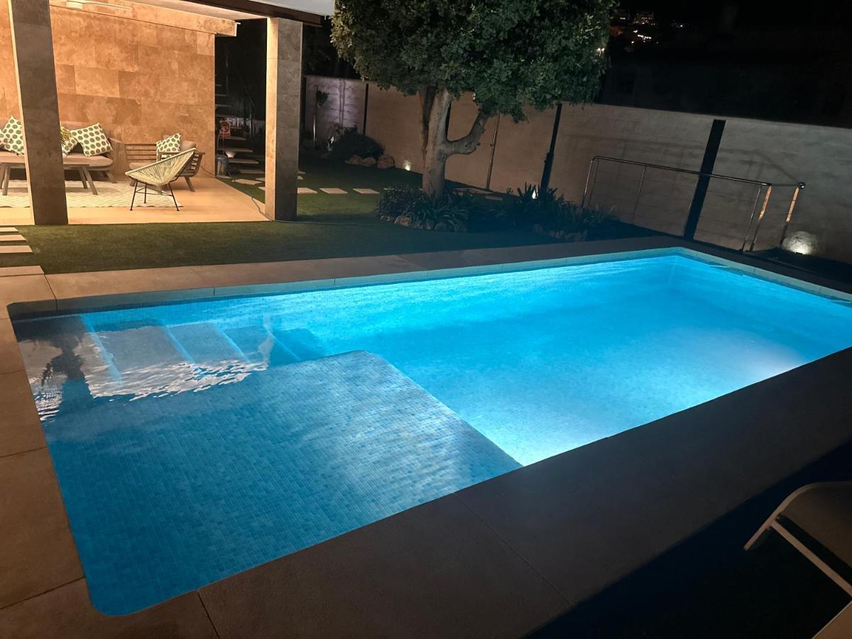 Casa Vacacional 14 Excepcional Casa vacanze Málaga