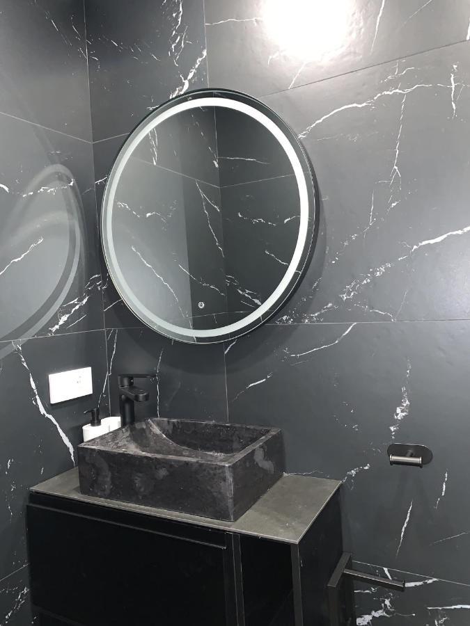 -malagasunapts-sanfrancisco Center