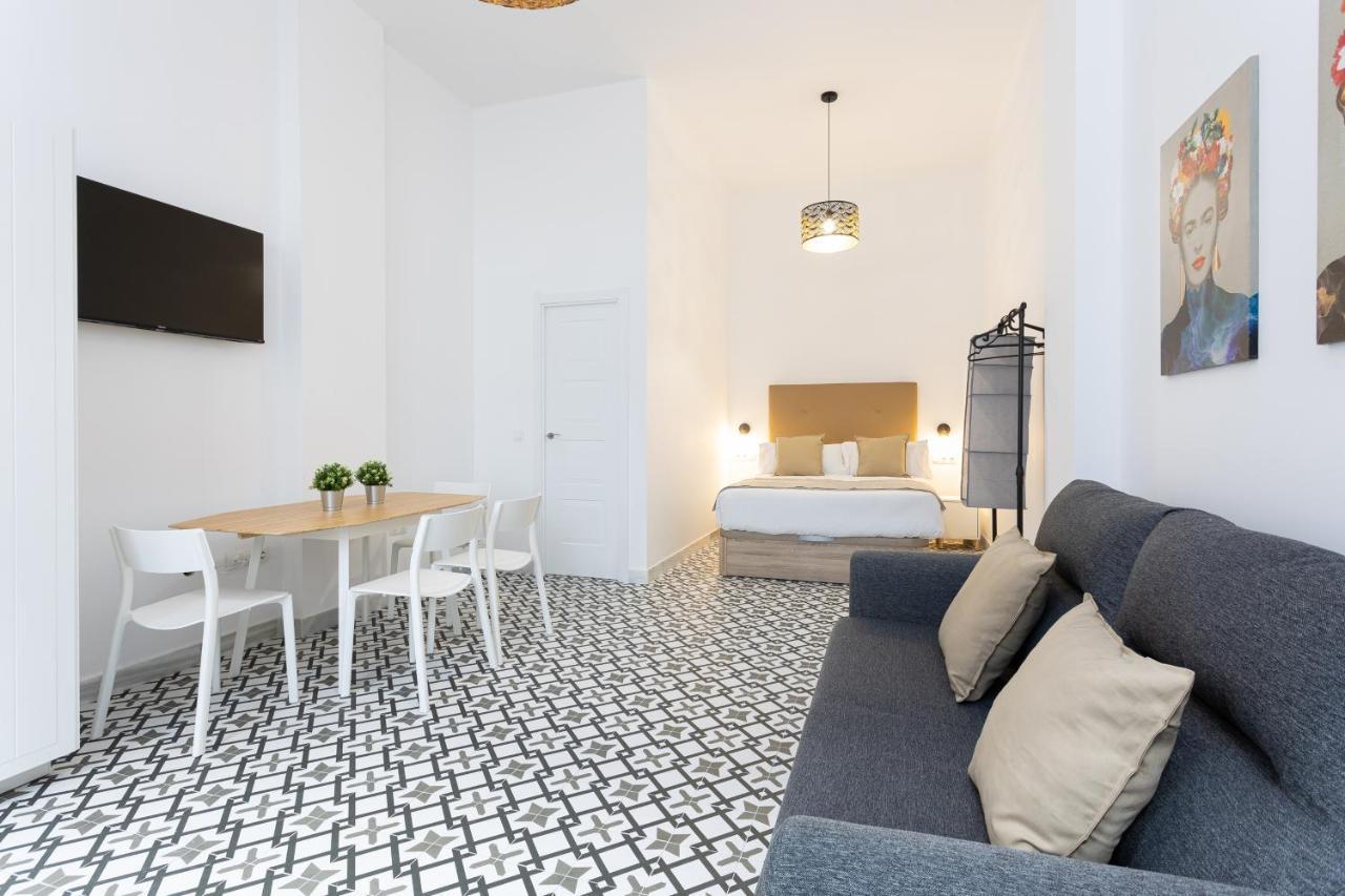 Apartamento Holidays2malaga Picasuss Loft New Built Close Huelin And Promenade *