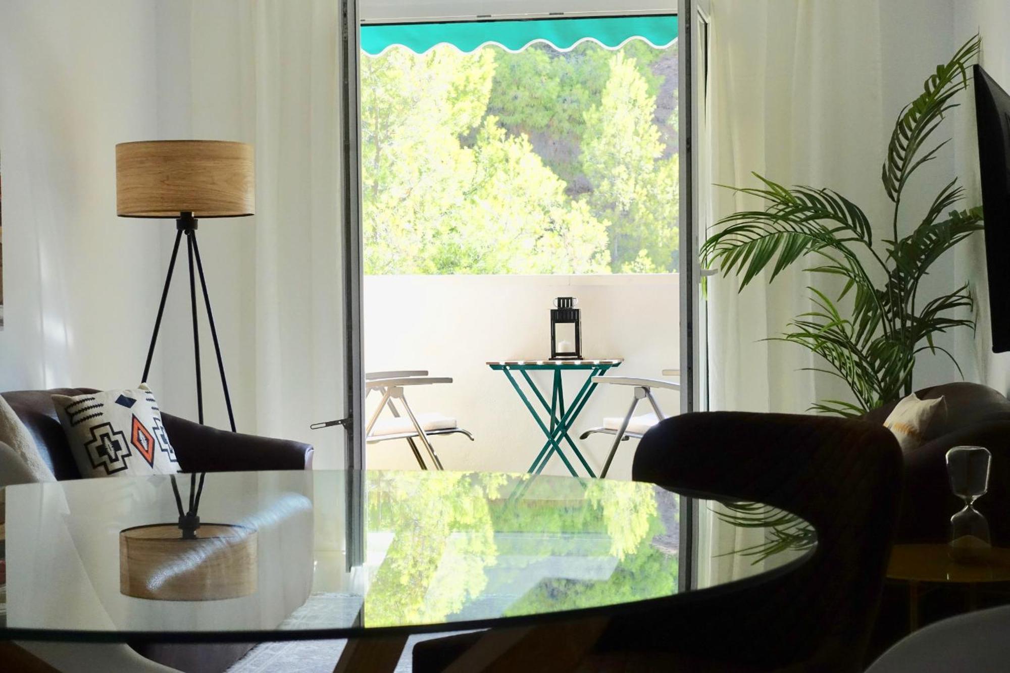 Large With Great Views Appartement