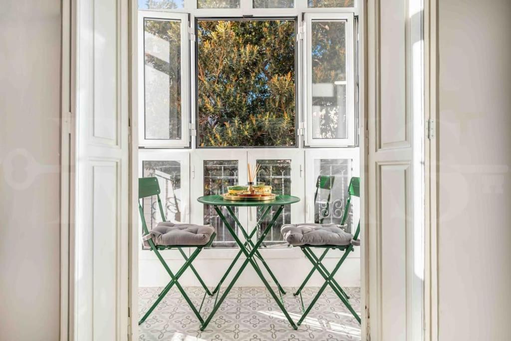 & Authentic With Balcony By Rems Appartement Málaga