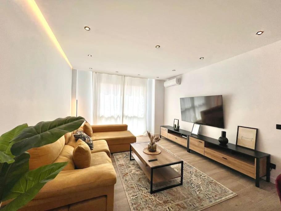 Apartment Carrera Ii & Old Town By Ele Málaga
