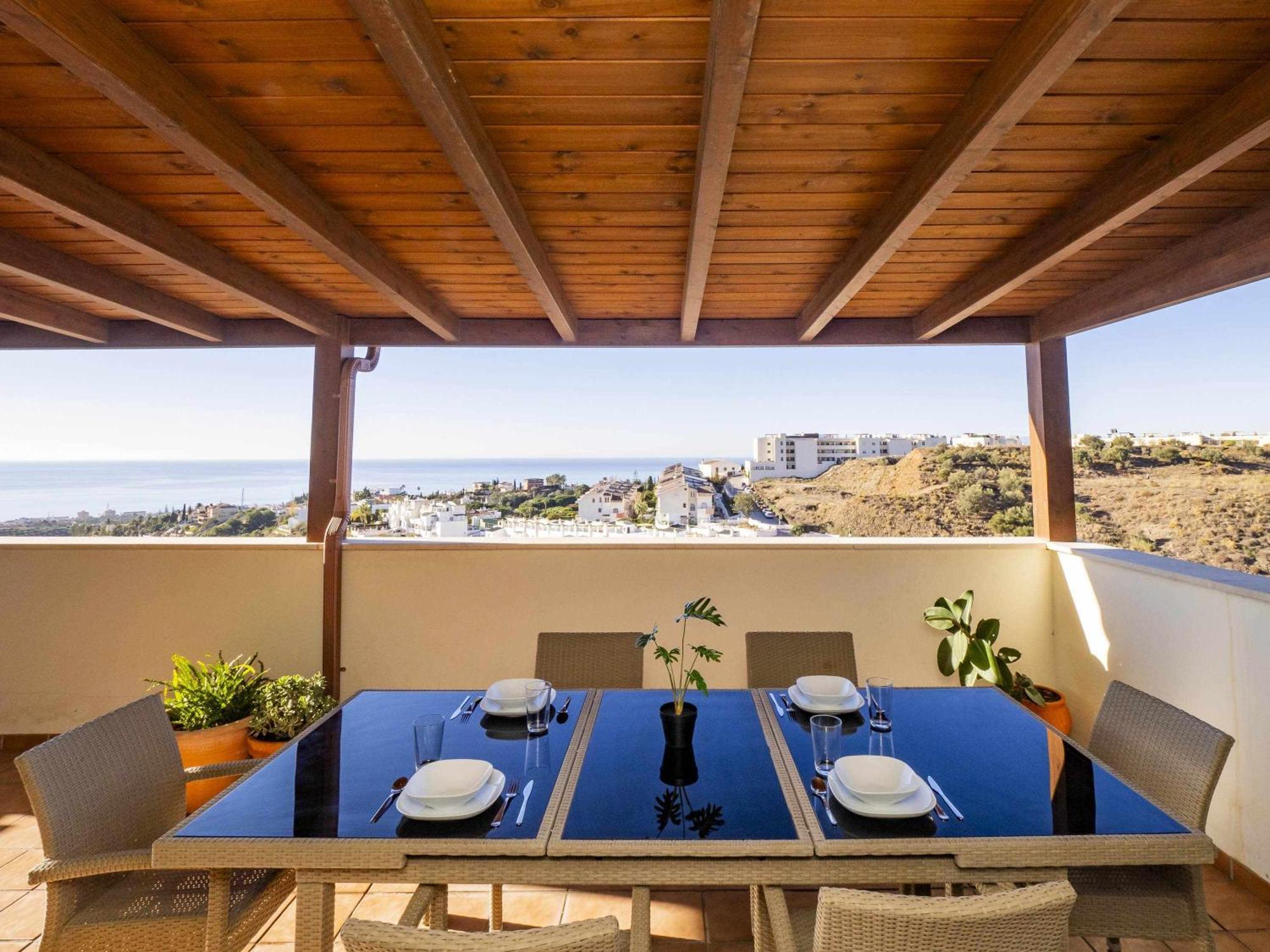 Lejlighed Atico Con Vistas Al Mar Piscina Y Parking Málaga