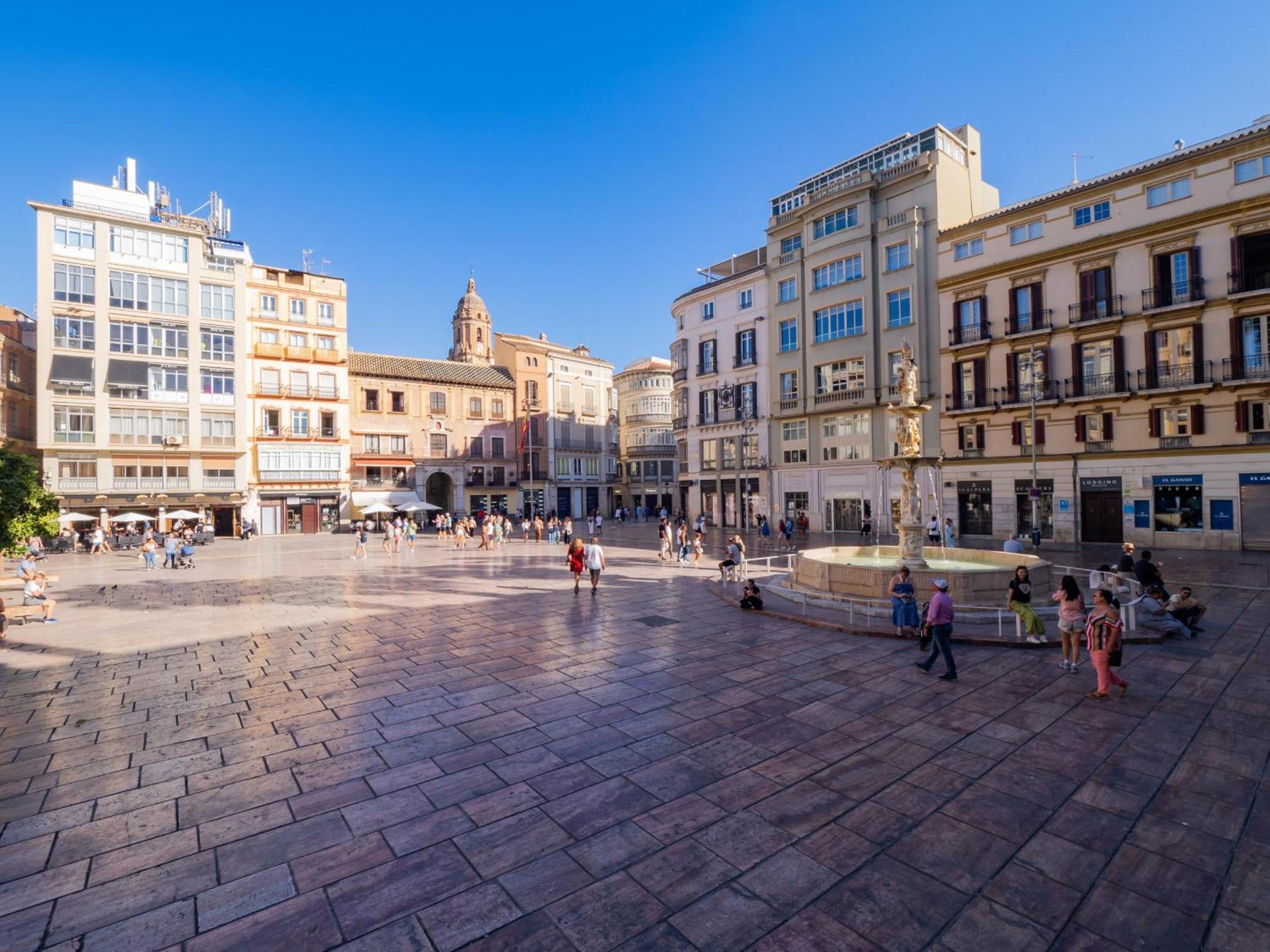 Cubo's Estudio Carreteria 33 2a Málaga