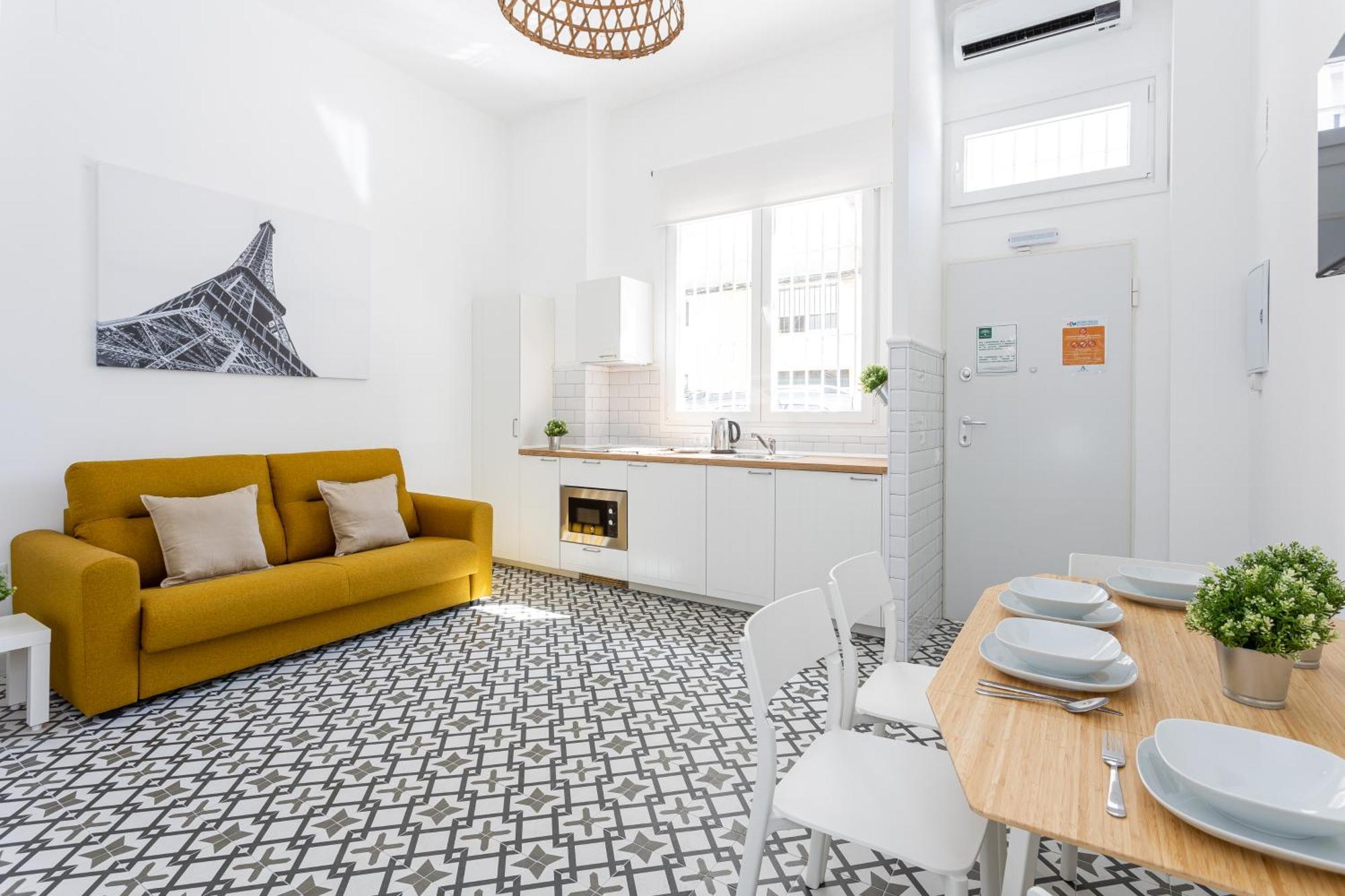 Holidays2malaga Picasuss Loft New Built Close Huelin And Promenade Apartamento *