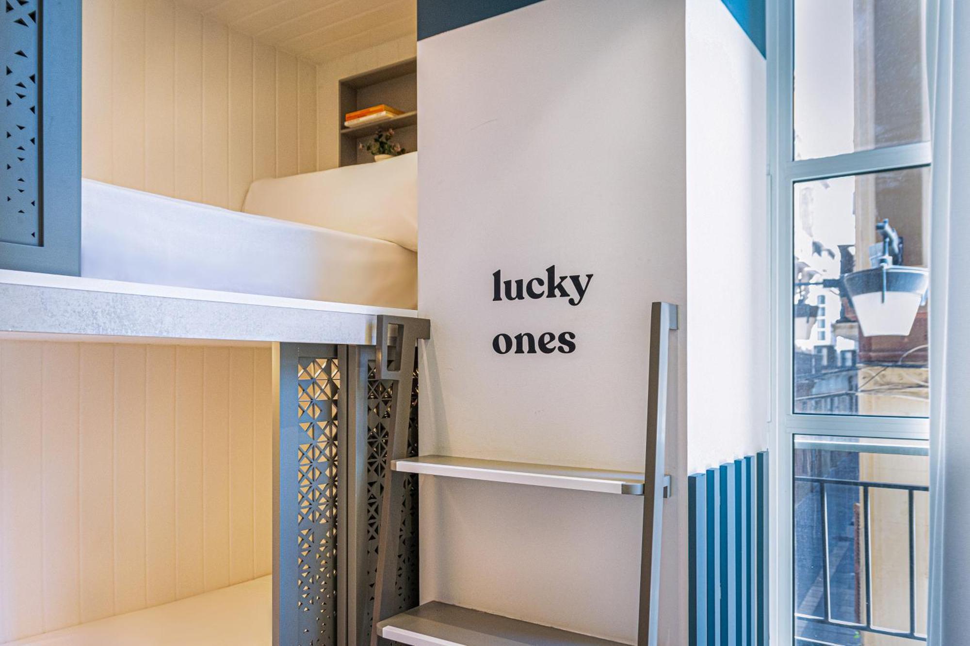 Coeo Pod Hostel *