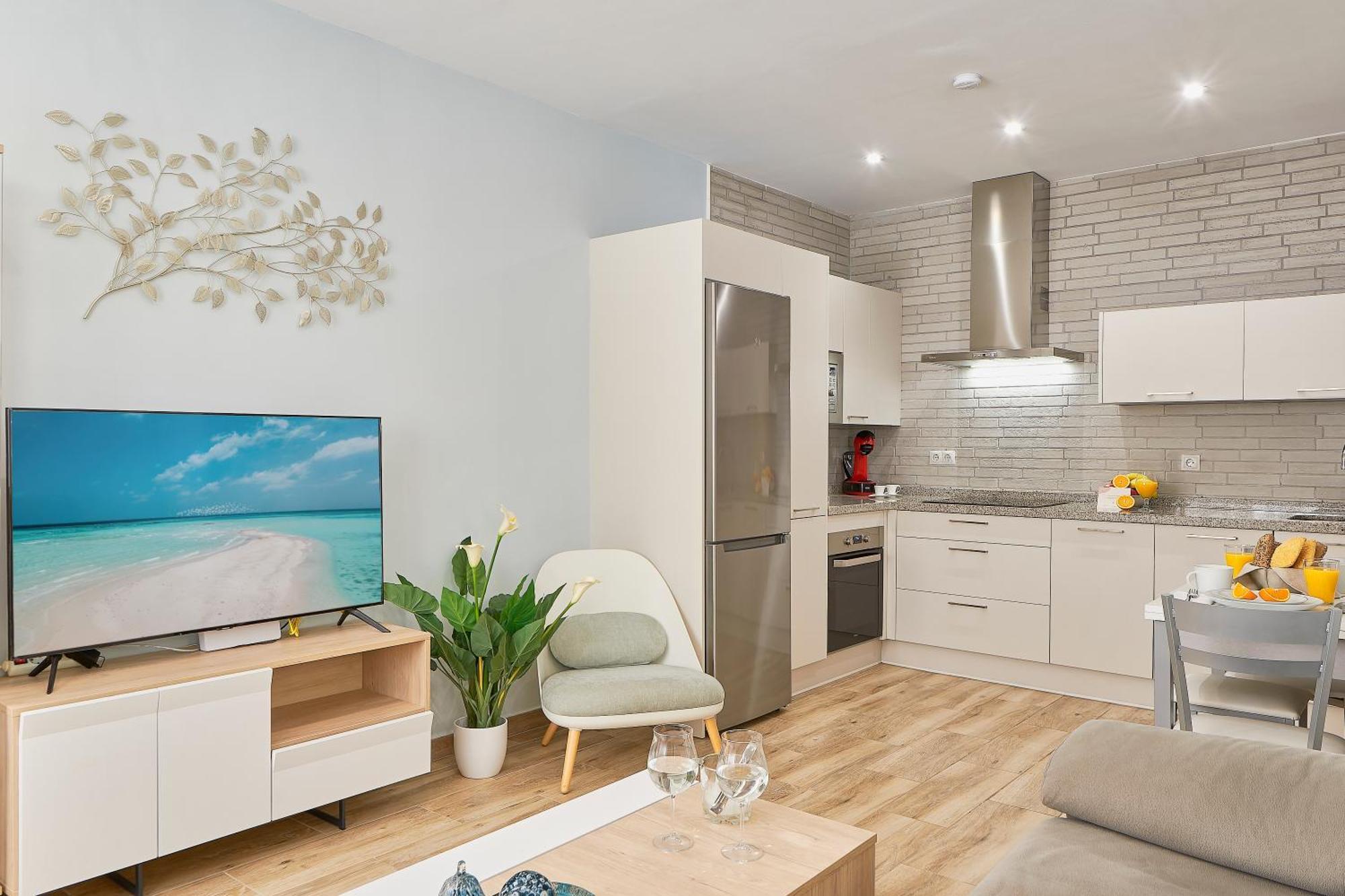 Apartment Mediterranean Charm *