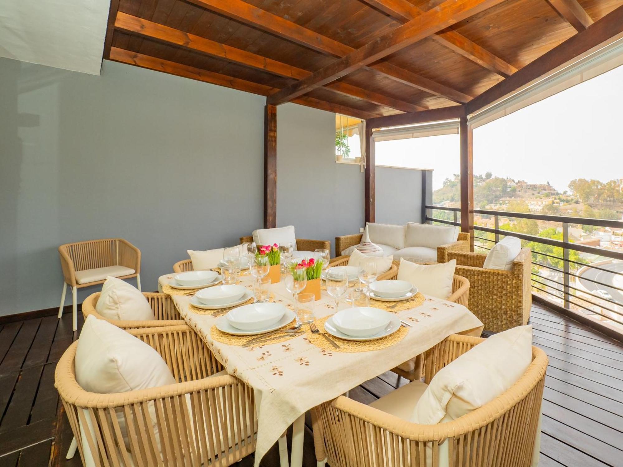 Cubo's Gibralfaro Townhouse
