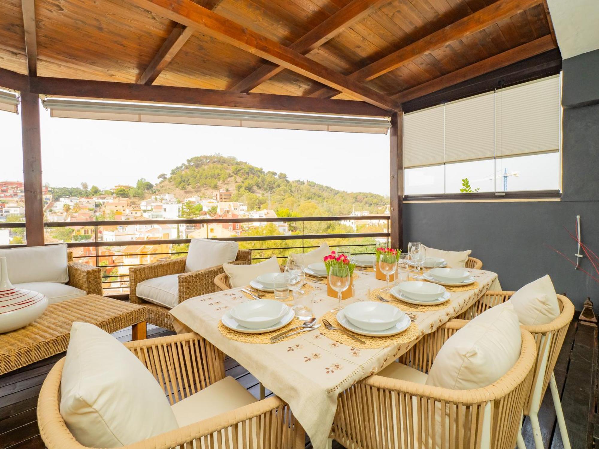 Feriehus Cubo's Gibralfaro Townhouse *