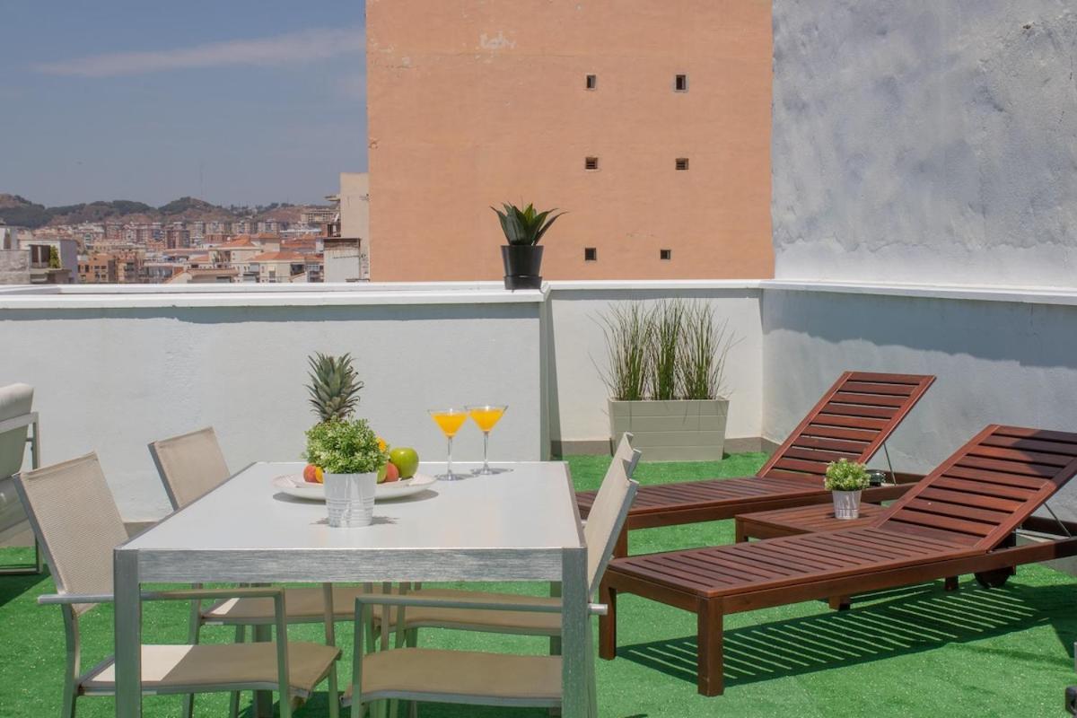 C56 - With Amazing Terrace In The Centre * Málaga