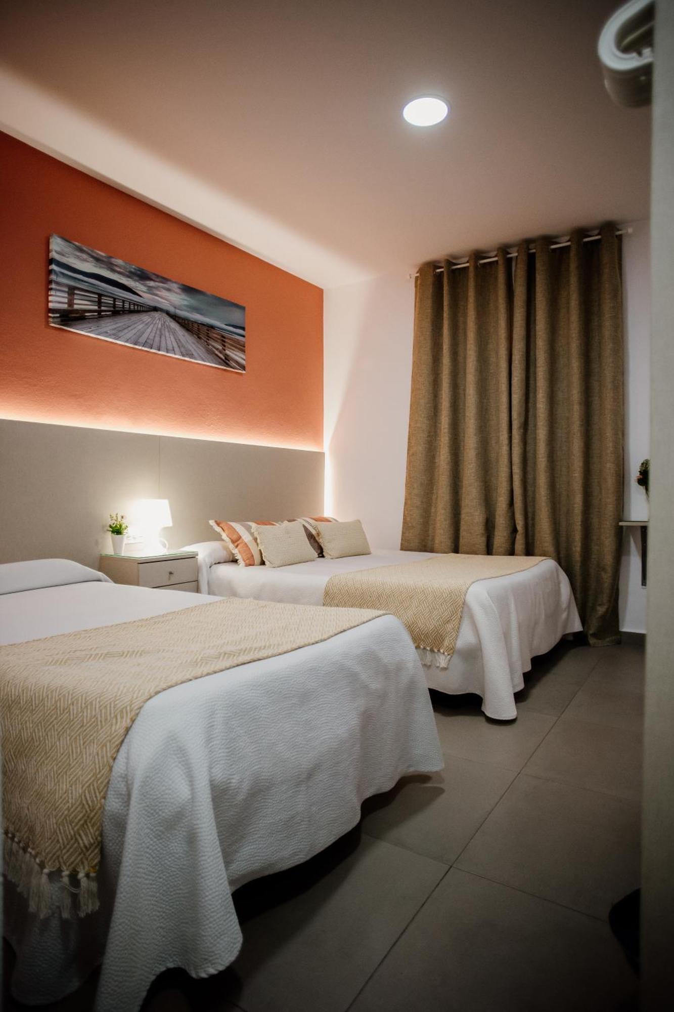 Gasthuis Apartamentos Turisticos Mastil 16