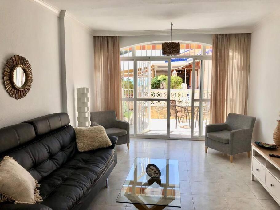 Apartamento Beautiful On The Torrox-costa Boulevard! Málaga