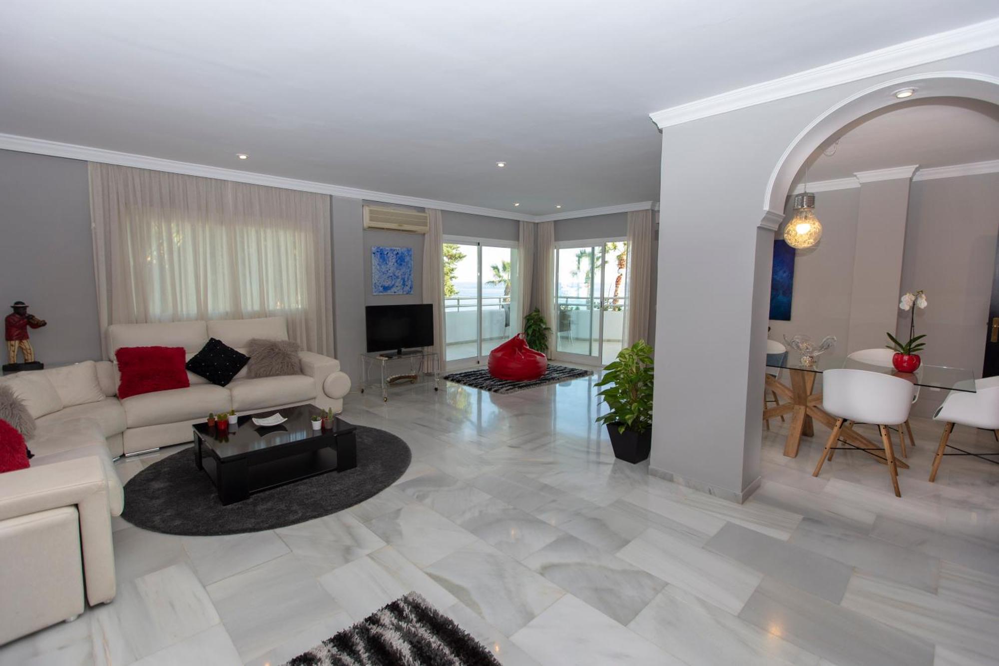 Apartamento Venecia, De Lujo En 1º Linea De Playa + Parking *
