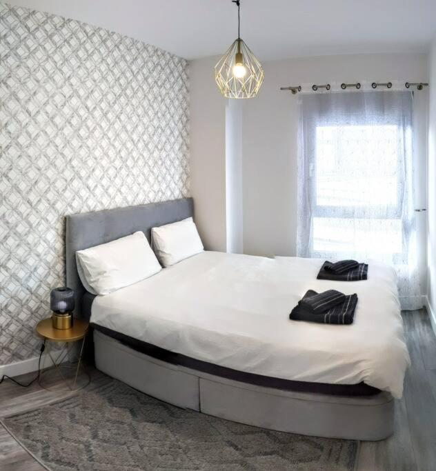 Appartement Historical Center Flat With Pool, Tennis & Parking