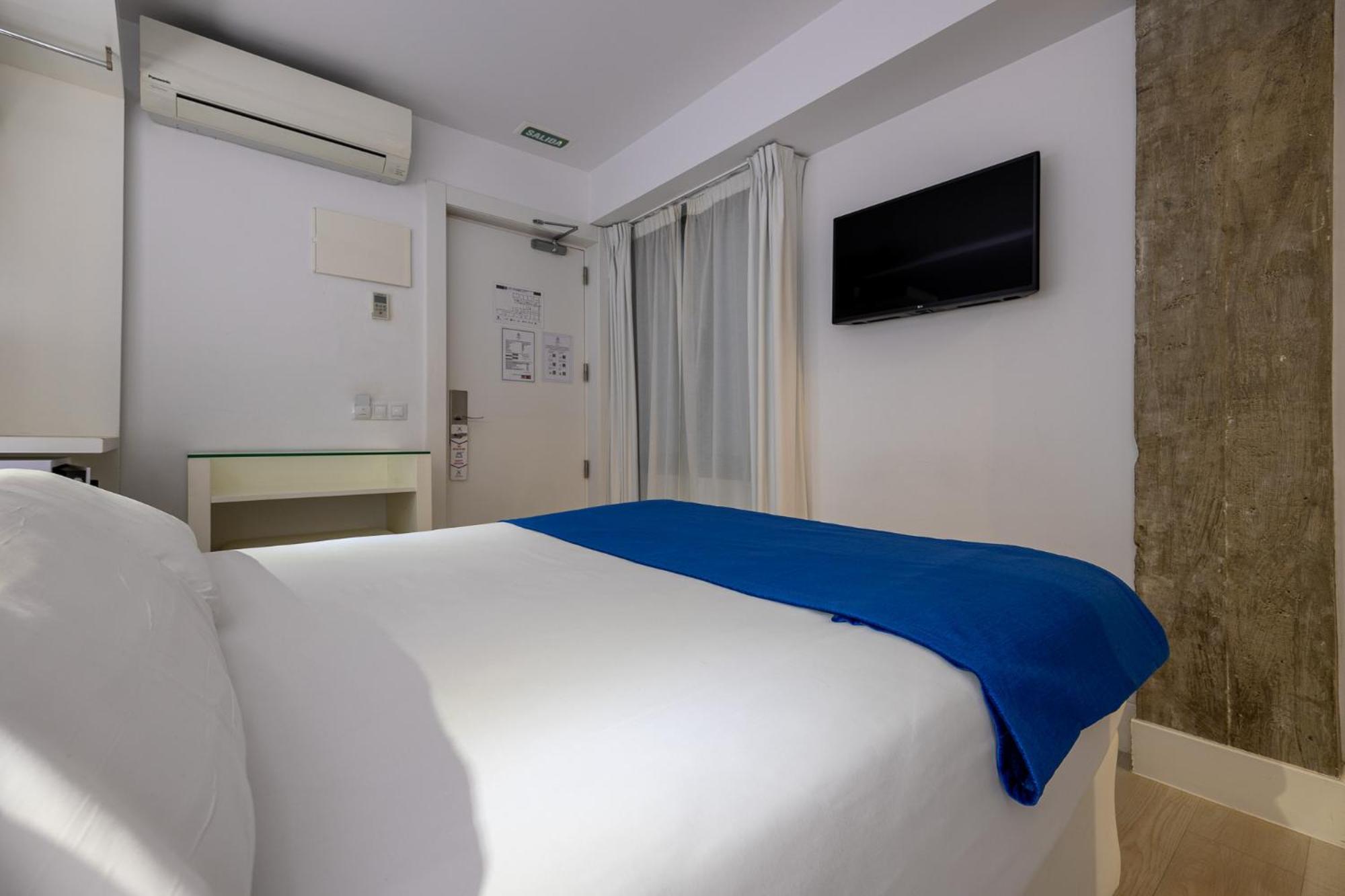 Hotell Atarazanas Boutique 3*