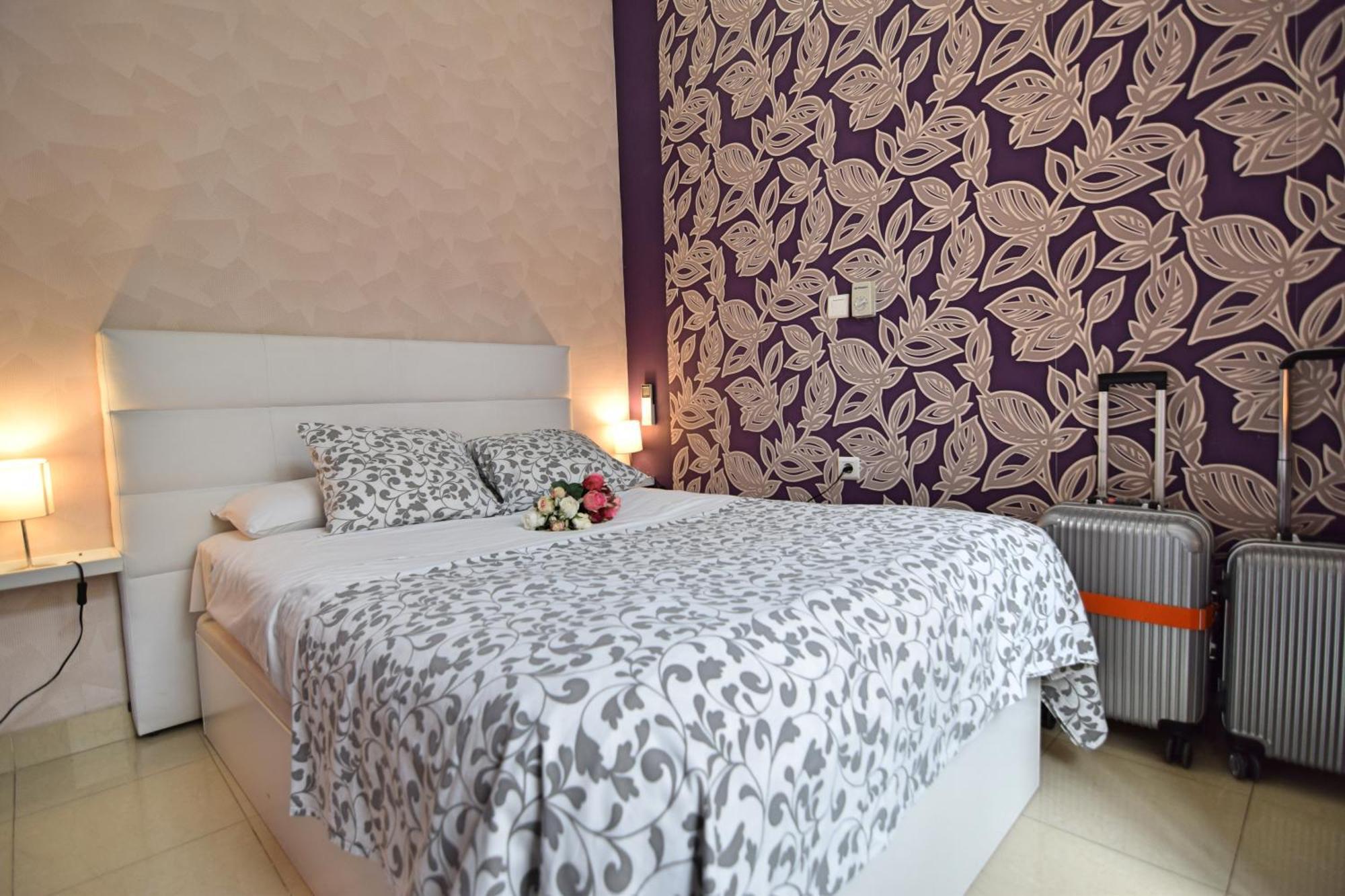 Marques De La Merced Apartment