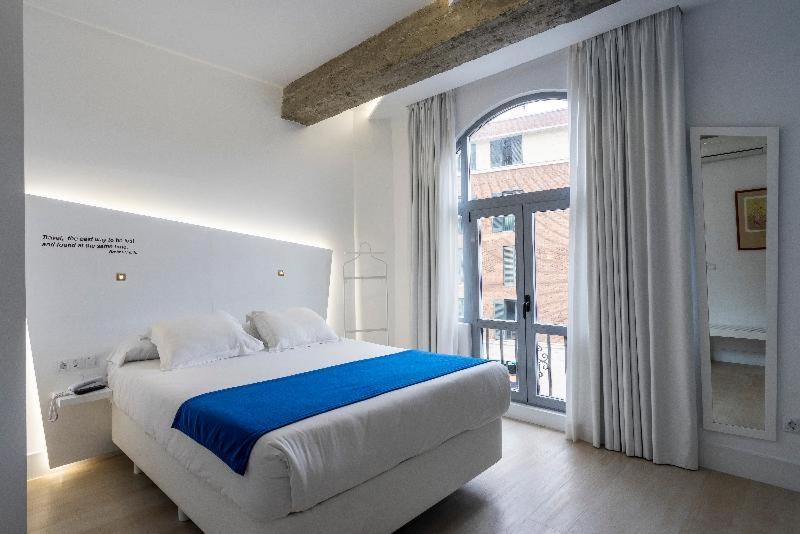 Atarazanas Boutique Hotell