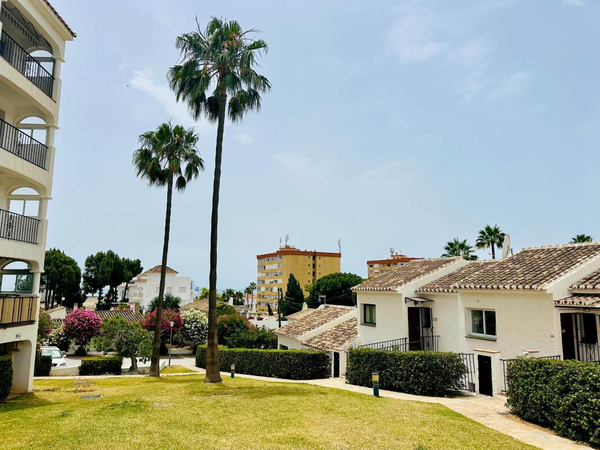 Bajo Con Terraza En La Costa Del Sol * Málaga