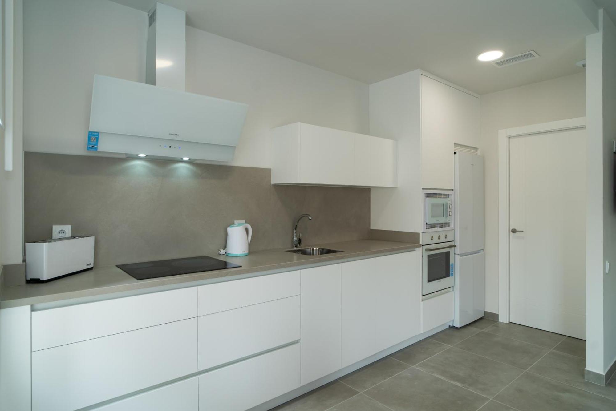 Aac - Con Terraza, Muy Amplio, Totalmente Equipado, Cerca Del Centro Y Nuevo! Apartment *