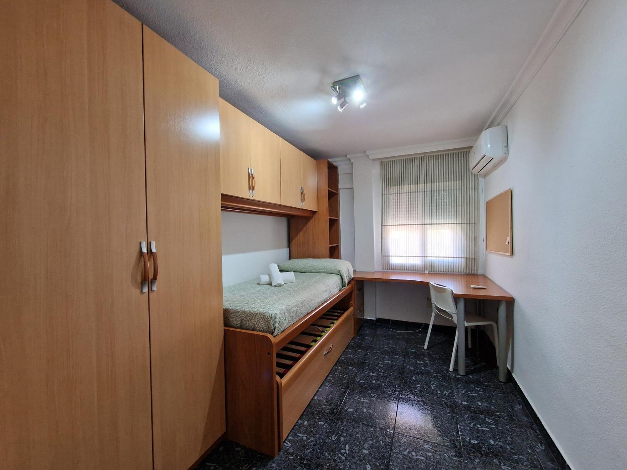 Castilla Apartment *