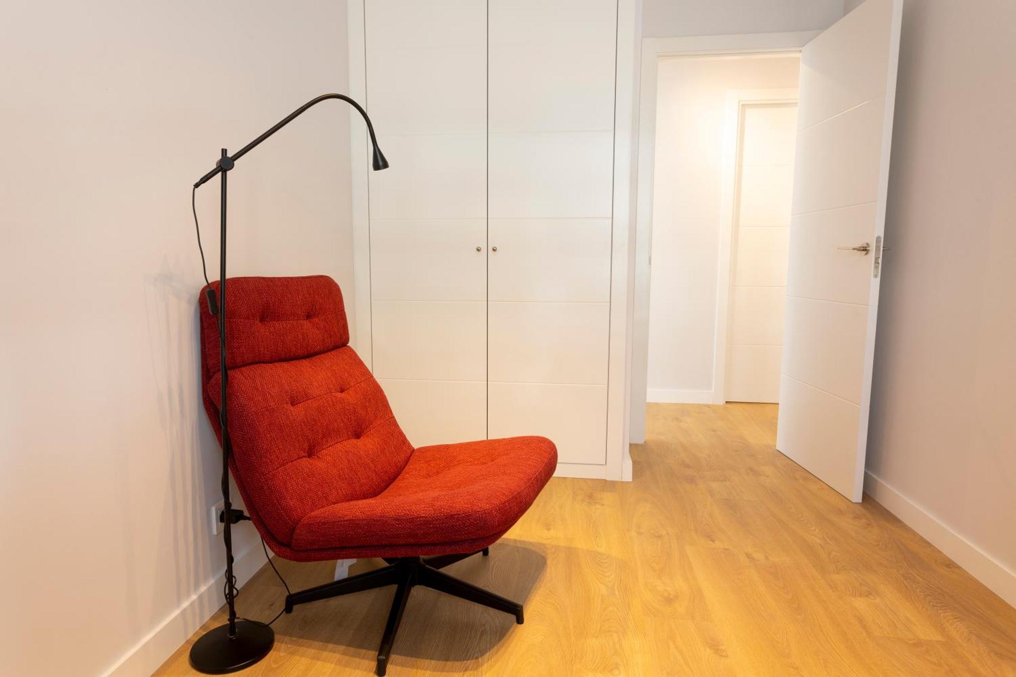 Atico En Paseo De Reding By Rent Me * Málaga