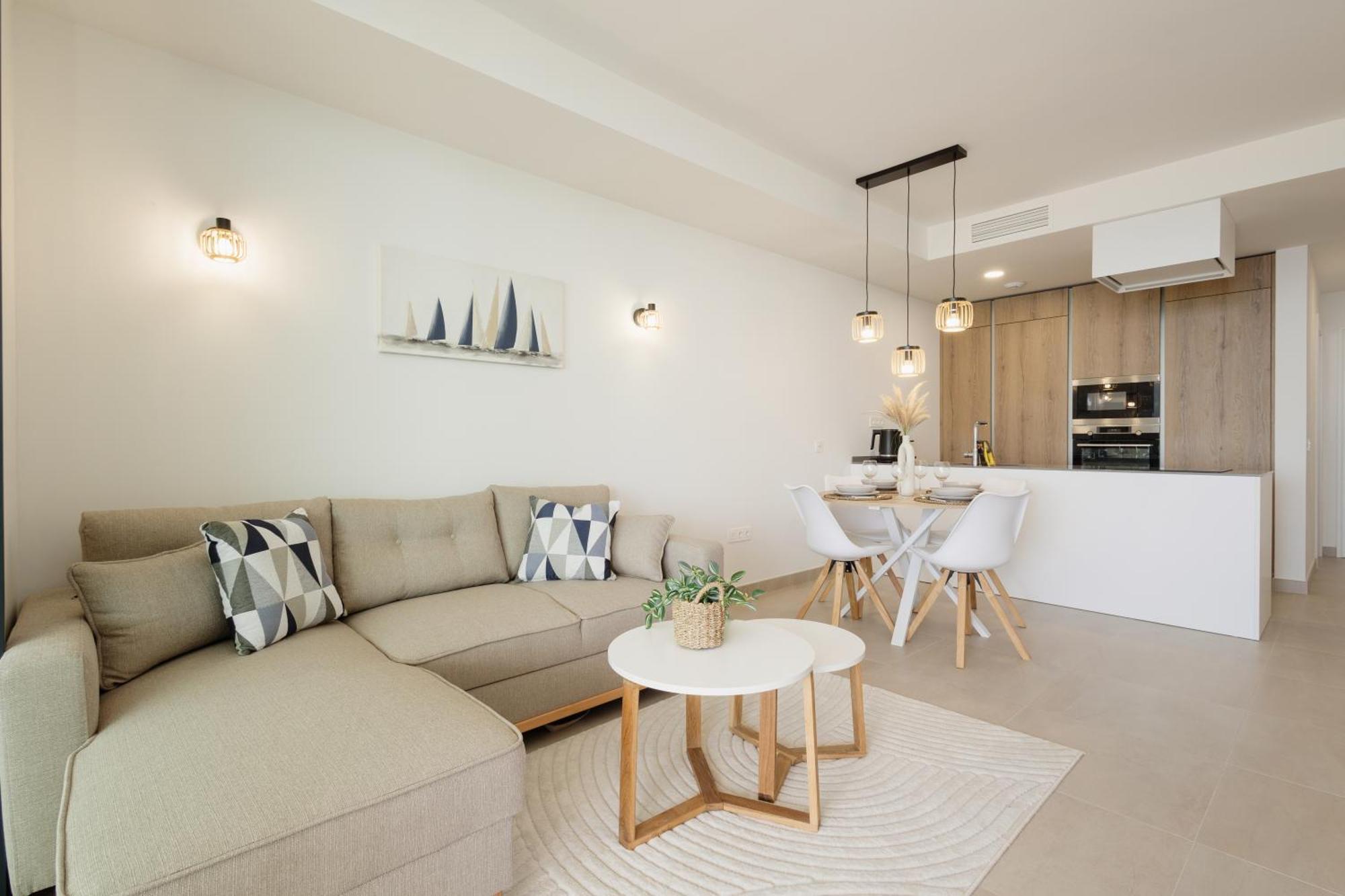 Modern Apartment, With Large Terrace And Panoramic Sea Views, In Fuengirola Appartement *