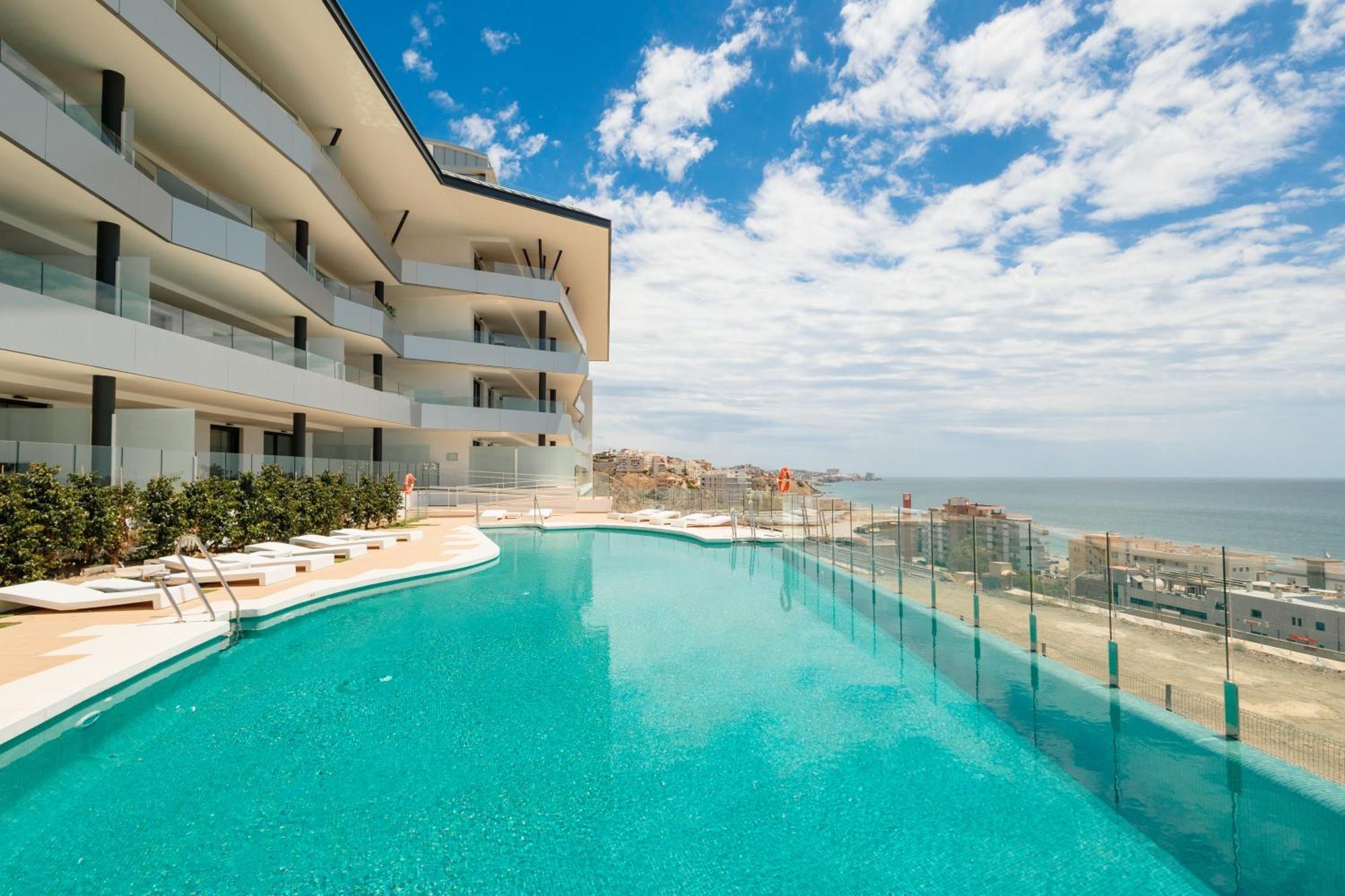 Appartement Modern Apartment, With Large Terrace And Panoramic Sea Views, In Fuengirola *