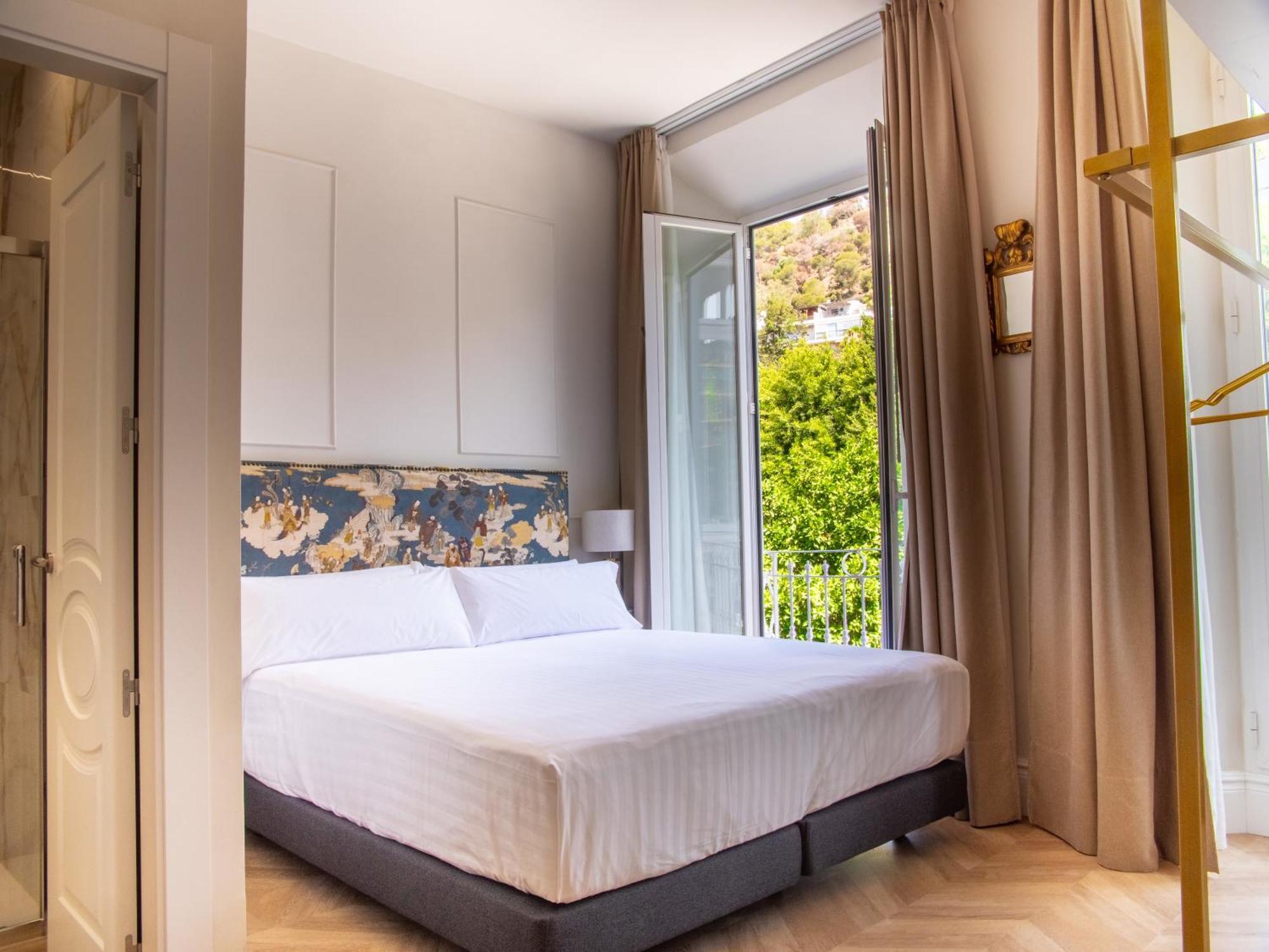 Pries Homes La Casa Azul Alojamento de Acomodação e Pequeno-almoço Málaga