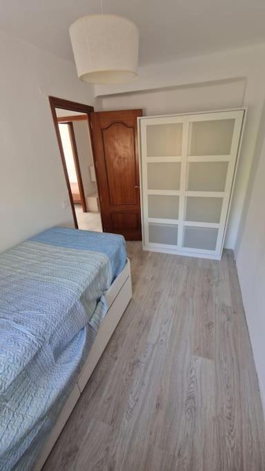 Apartamento Amplio Piso Cerca De La Playa Del Palo Málaga