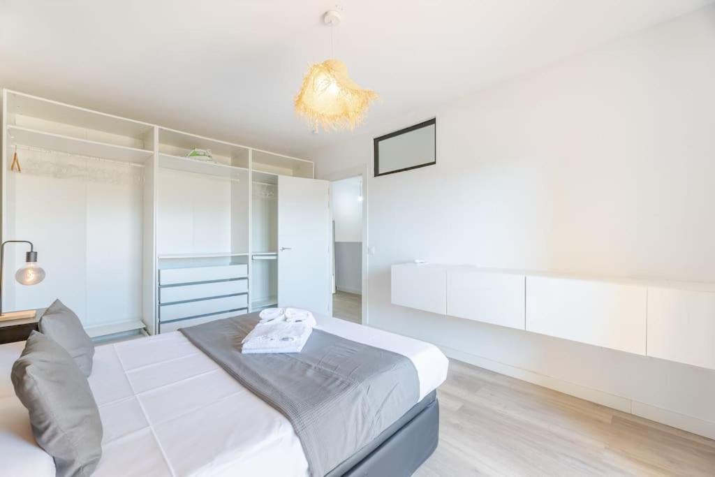 Renovated Townhouse Walk To And Golf Rdr417 *